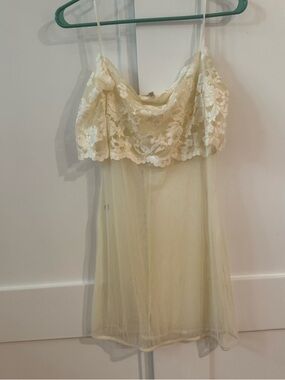 Vintage Victoria’s Secret Y2K Sheer Lace Lilac Lingerie Slip Dress Size Medium